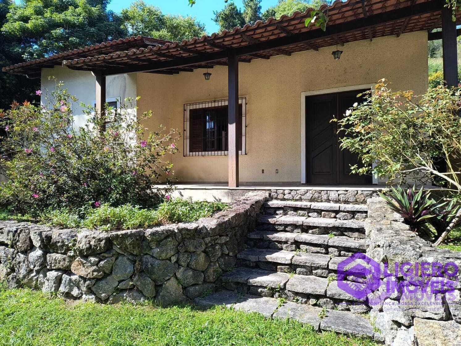 Casa Linear 3 Quartos no  Jardim América Pendotiba