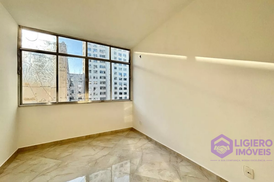 Apartamento Icaraí Quadra da Praia 2 Quartos Suíte
